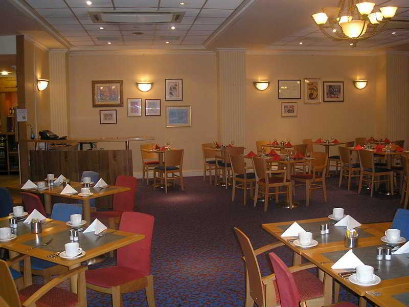 Mercure Cardiff North Hotel Restaurante foto
